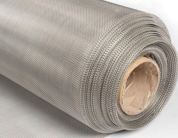 How to choose the appropriate pore size to meet specific filtration or sieving requirements