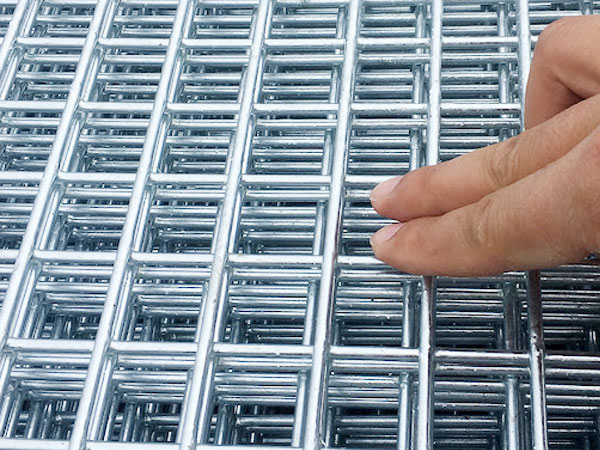 Which method is best for galvanizing fence panels?