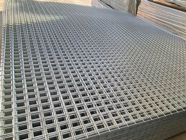 What directly affects the performance of steel mesh?