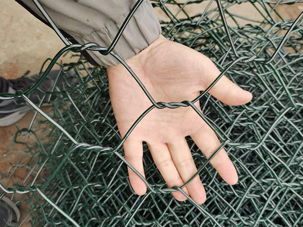 Product characteristics of PET polyester gabion mesh