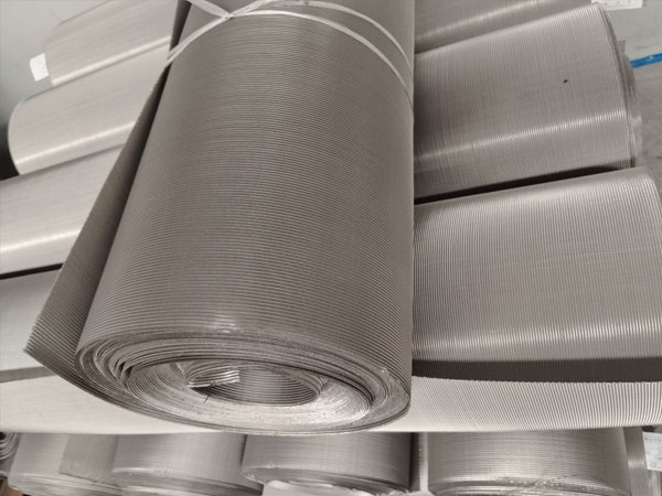 Application of woven wire mesh in petrochemical industry